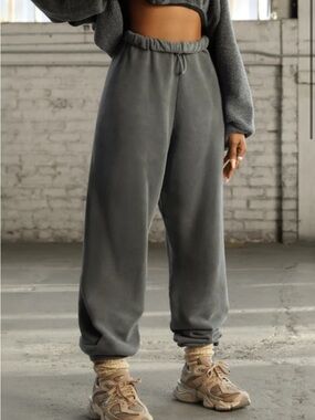 Joah Brown Oversized Sweatpants • Washed Black • Sz S / M